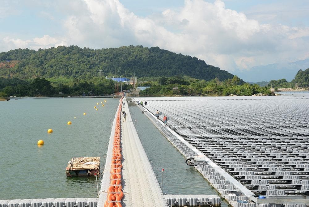 Nỗ lực đưa các dự án điện mặt trời vào vận hành trước 30-6