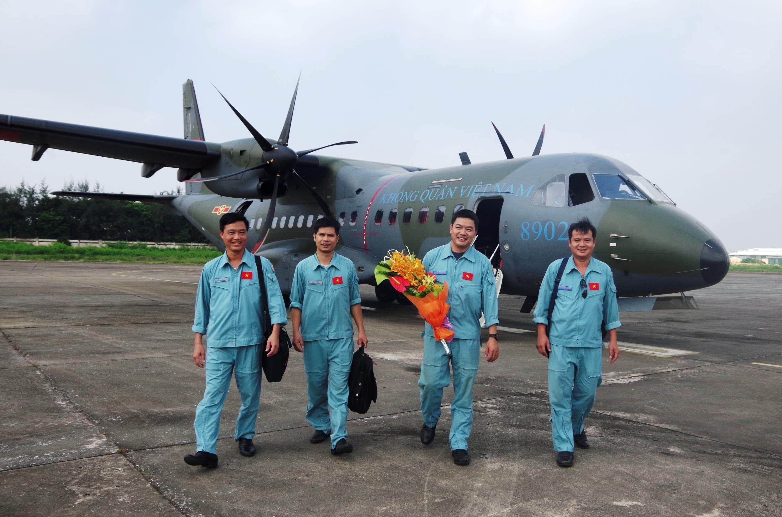 Bài 2: Kiên trì học tập, khổ luyện trên từng đường bay
