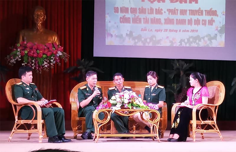 Tôn vinh điển hình tiên tiến trong LLVT Sơn La