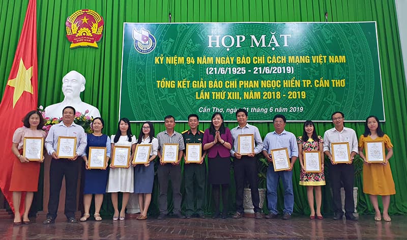 TP Cần Thơ tổng kết và trao Giải báo chí Phan Ngọc Hiển lần thứ XIII