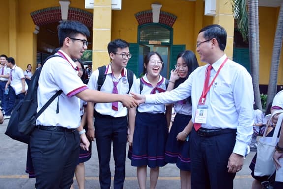 Hơn 887.000 thí sinh bước vào ngày thi đầu tiên
