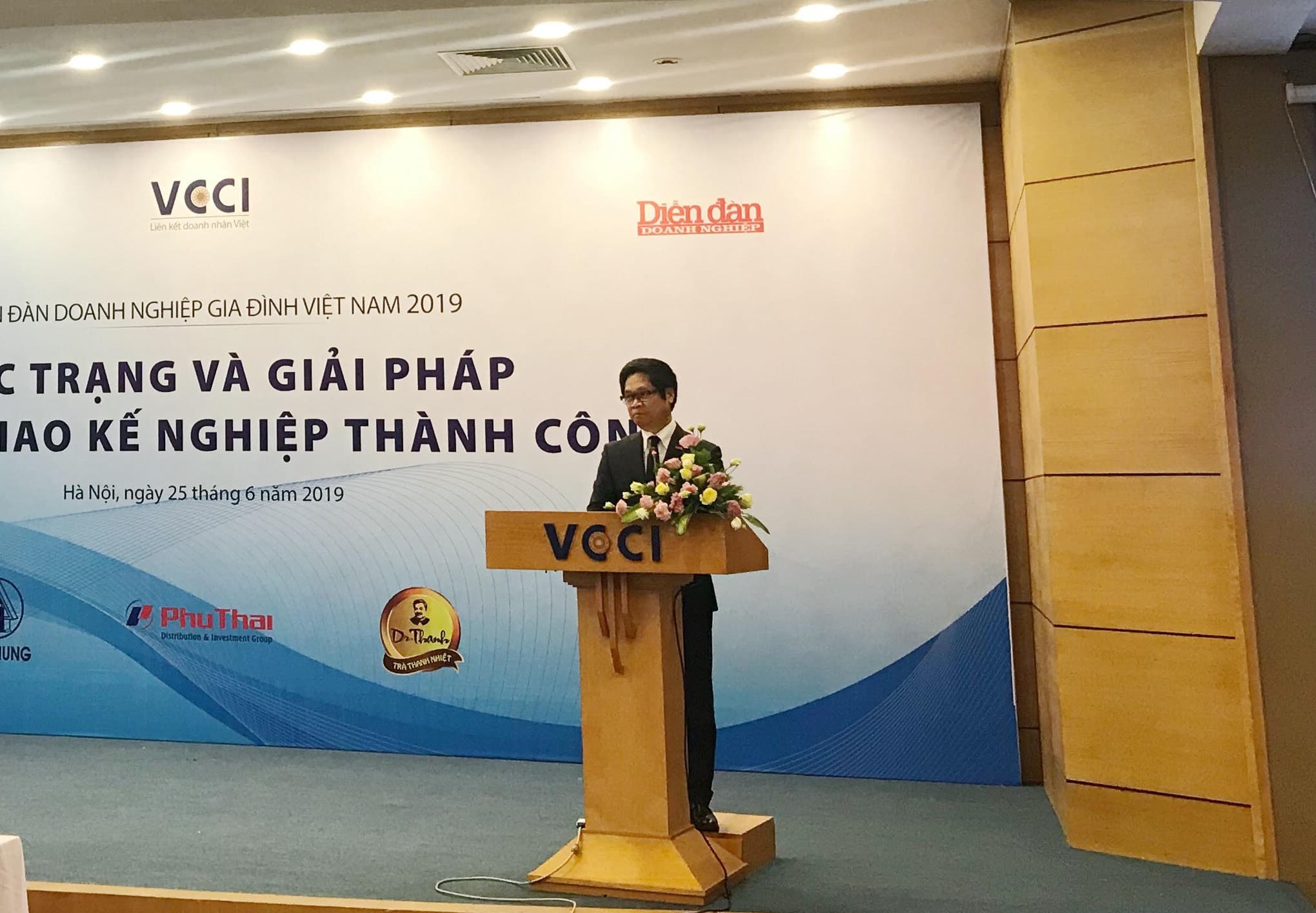“Thực trạng và giải pháp chuyển giao kế nghiệp thành công”
