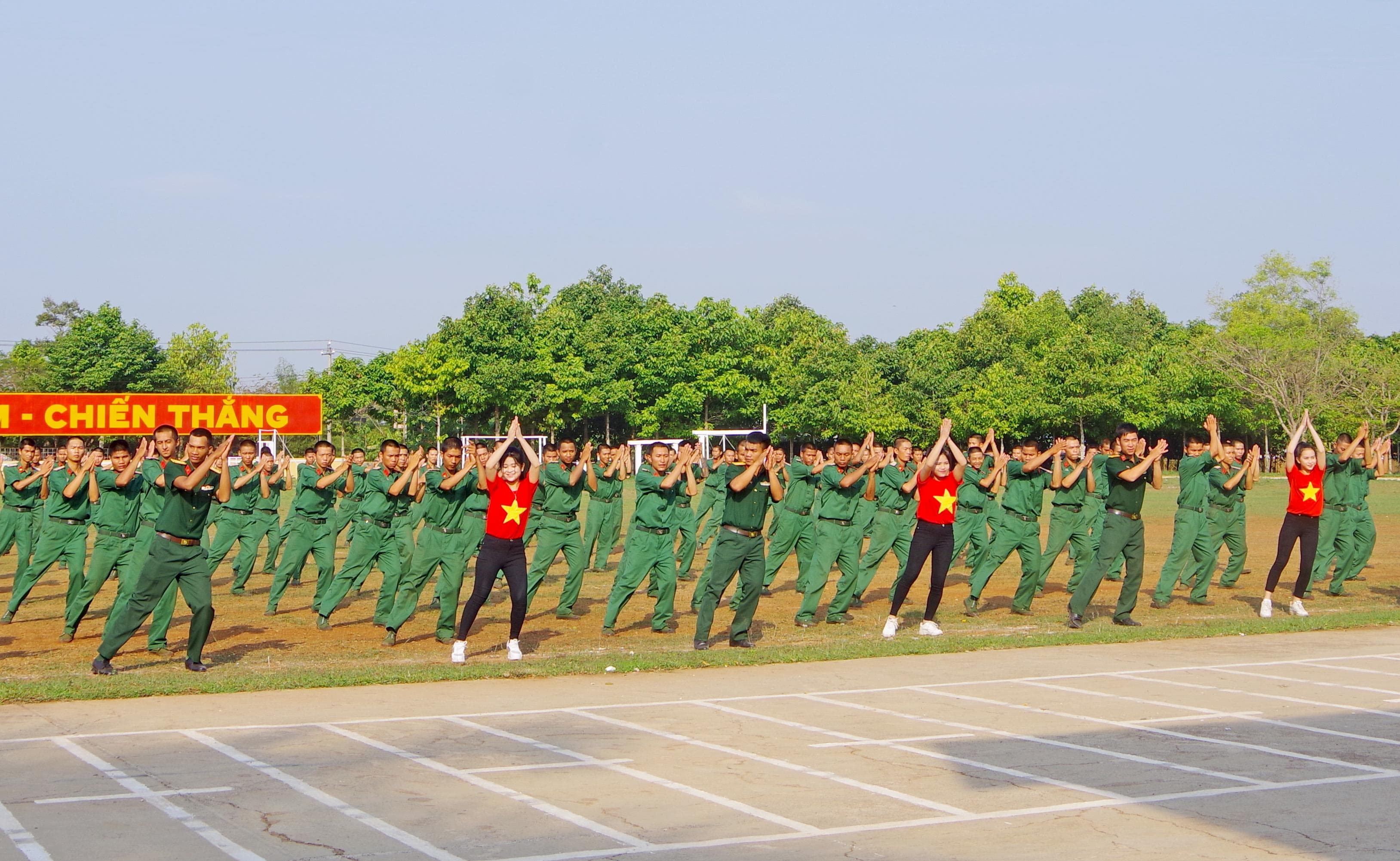 “Tổ chức đoàn các cấp phải tiếp năng lượng cho chiến sĩ trẻ”