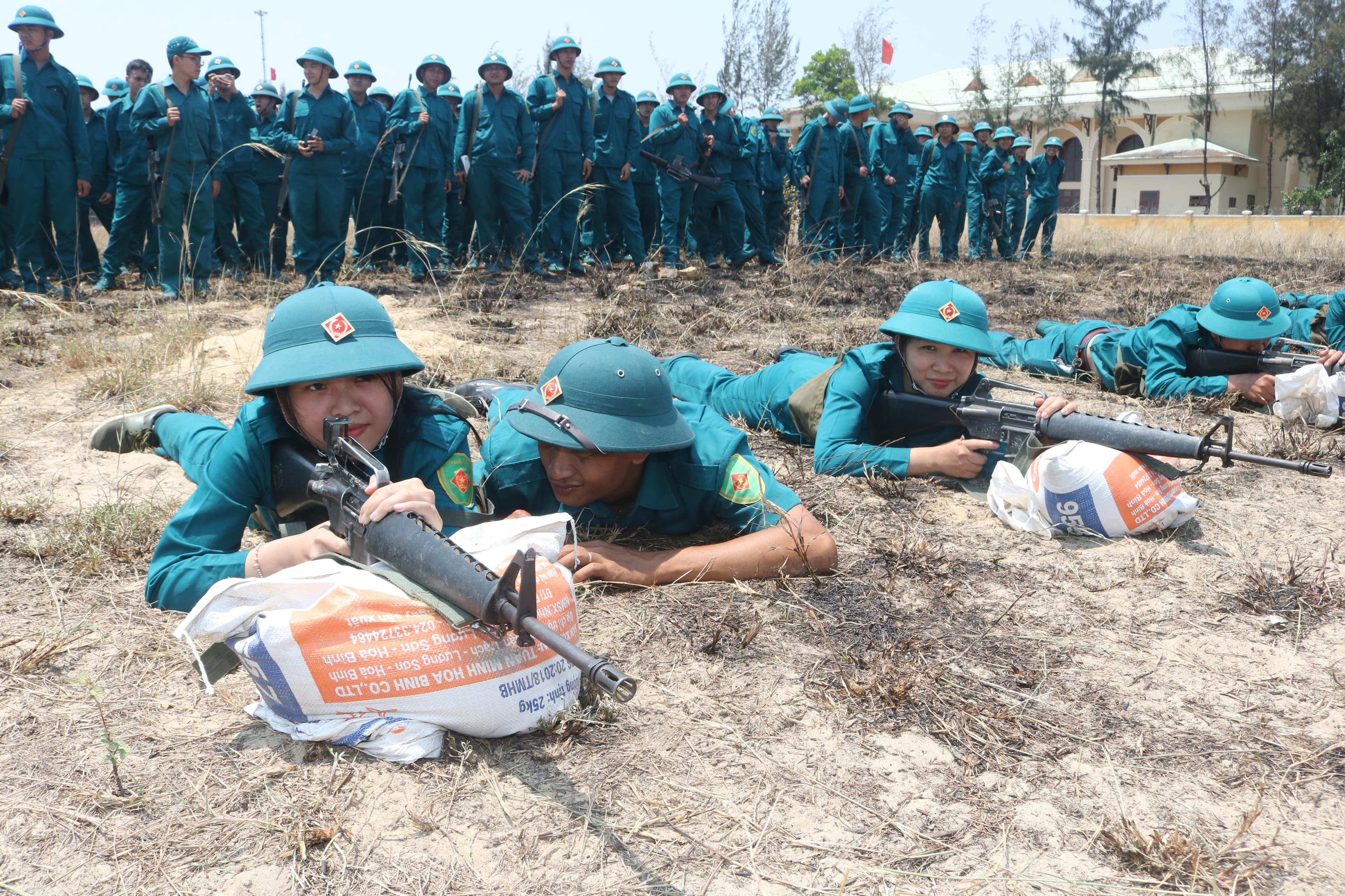 “Sao vuông” vượt nắng luyện rèn
