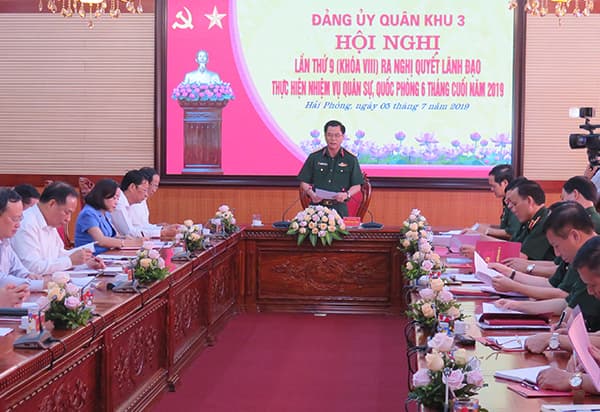 Tập trung lãnh đạo thực hiện toàn diện nhiệm vụ quân sự, quốc phòng