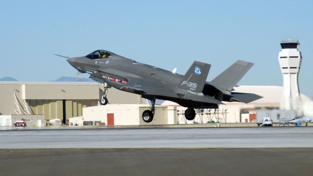Mỹ loại Thổ Nhĩ Kỳ khỏi chương trình chế tạo máy bay tiêm kích F-35