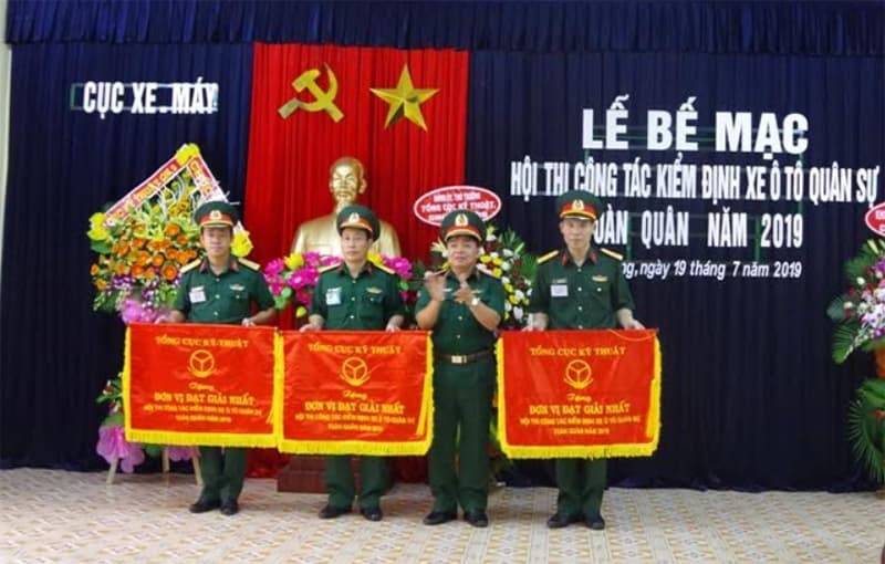 Bế mạc Hội thi công tác kiểm định xe ô tô quân sự toàn quân năm 2019