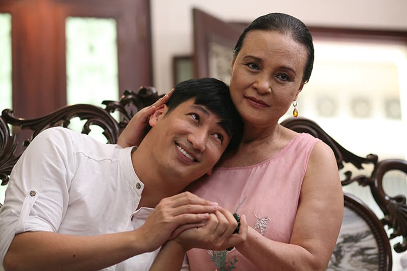 NSND Hoàng Cúc: Không bỡ ngỡ khi làm phim với các bạn trẻ