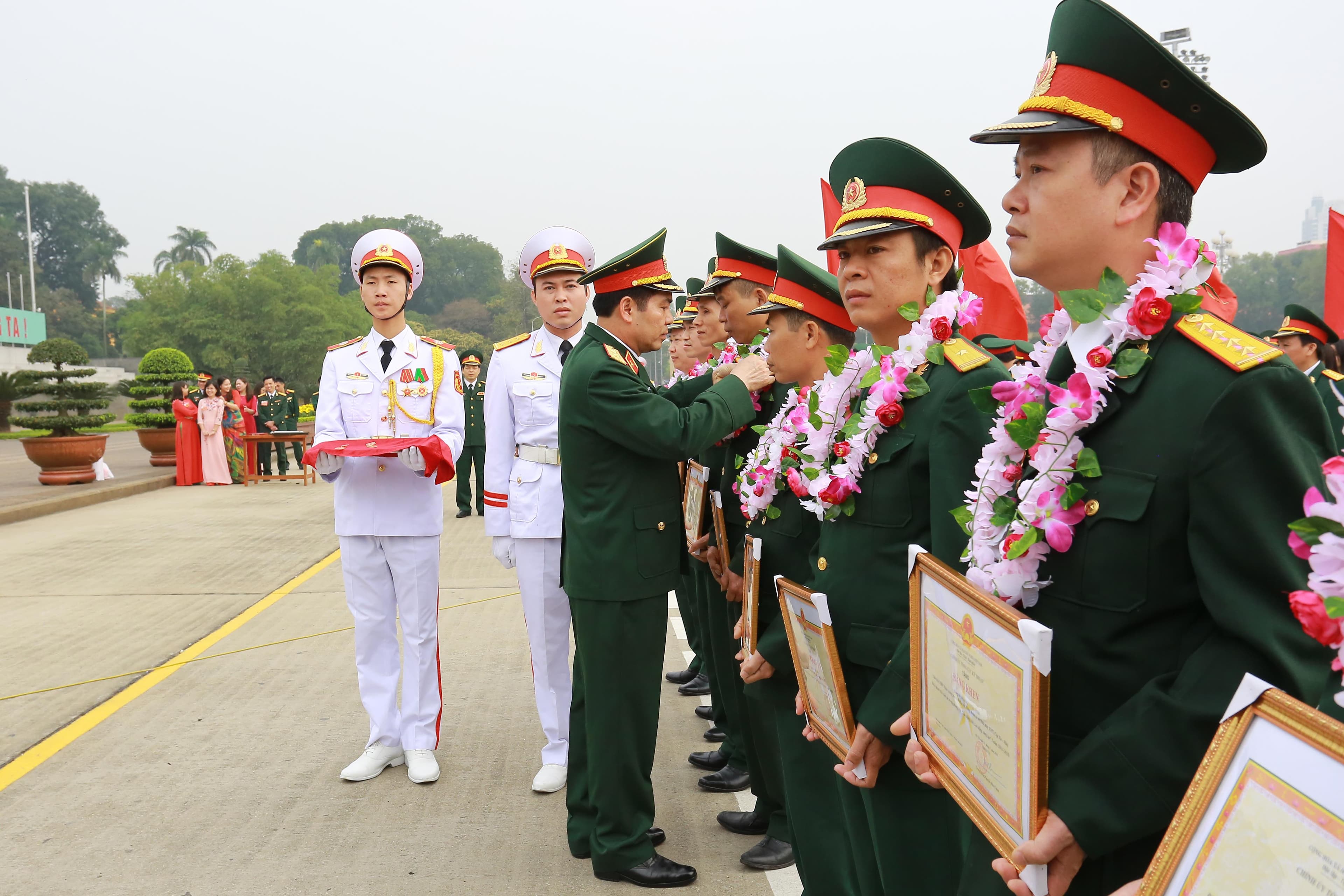 Thi đua thực chất, thiết thực, hiệu quả