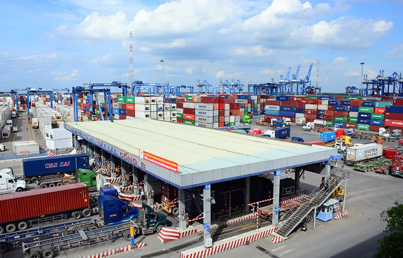 Nâng cao hiệu quả phân luồng điều tiết hàng hoá giữa bến cảng Cát Lái và các bến cảng khác trong khu vực