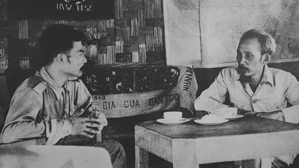 "Chủ tịch Hồ Chí Minh với ba nước Đông Dương" qua những thước phim tư liệu của Điện ảnh Quân đội nhân dân