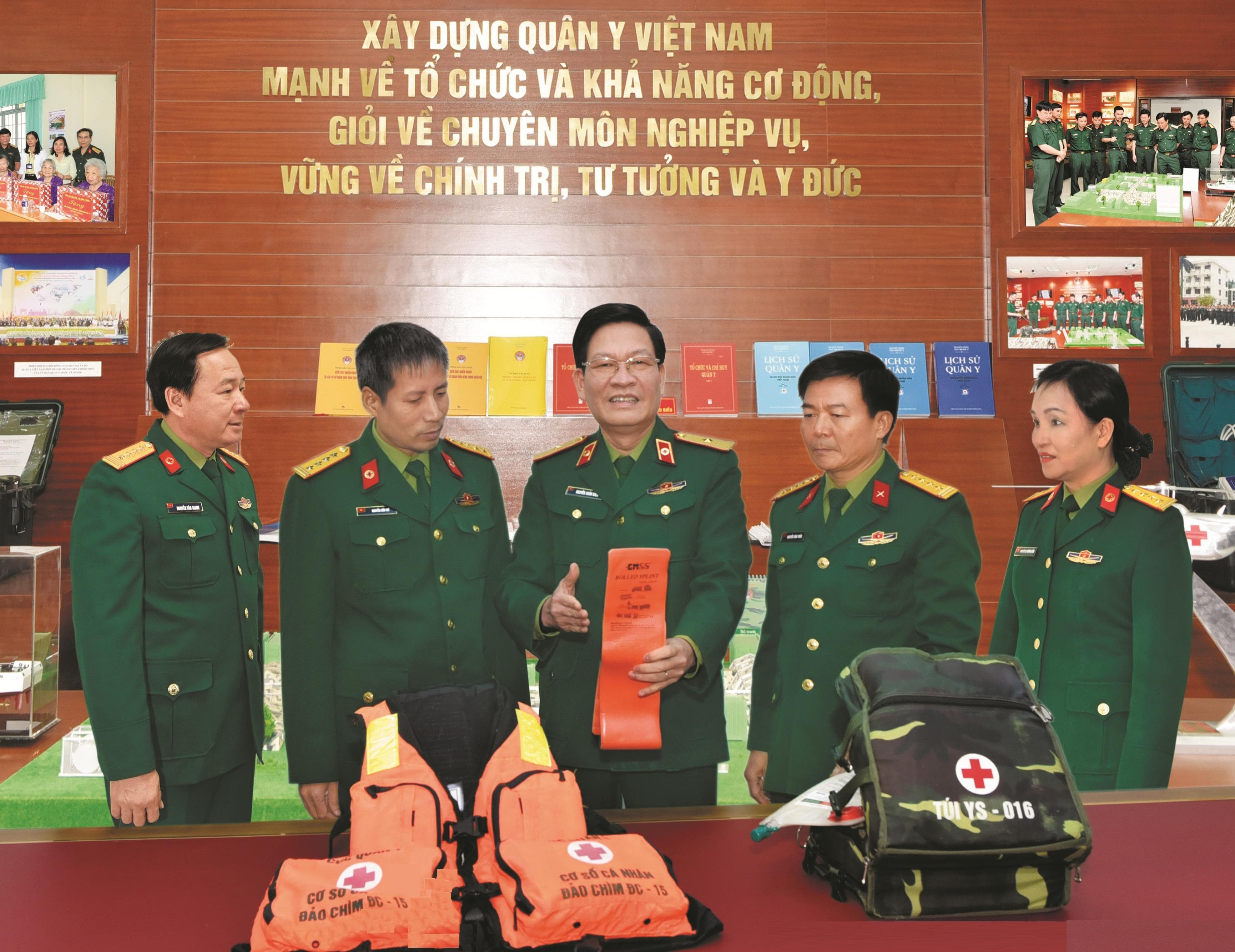 Bám sát thực tiễn, bảo đảm trang bị quân y phù hợp, hiệu quả