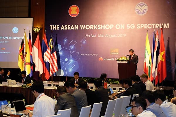 Tháo gỡ khó khăn về quy hoạch tần số cho mạng di động 5G