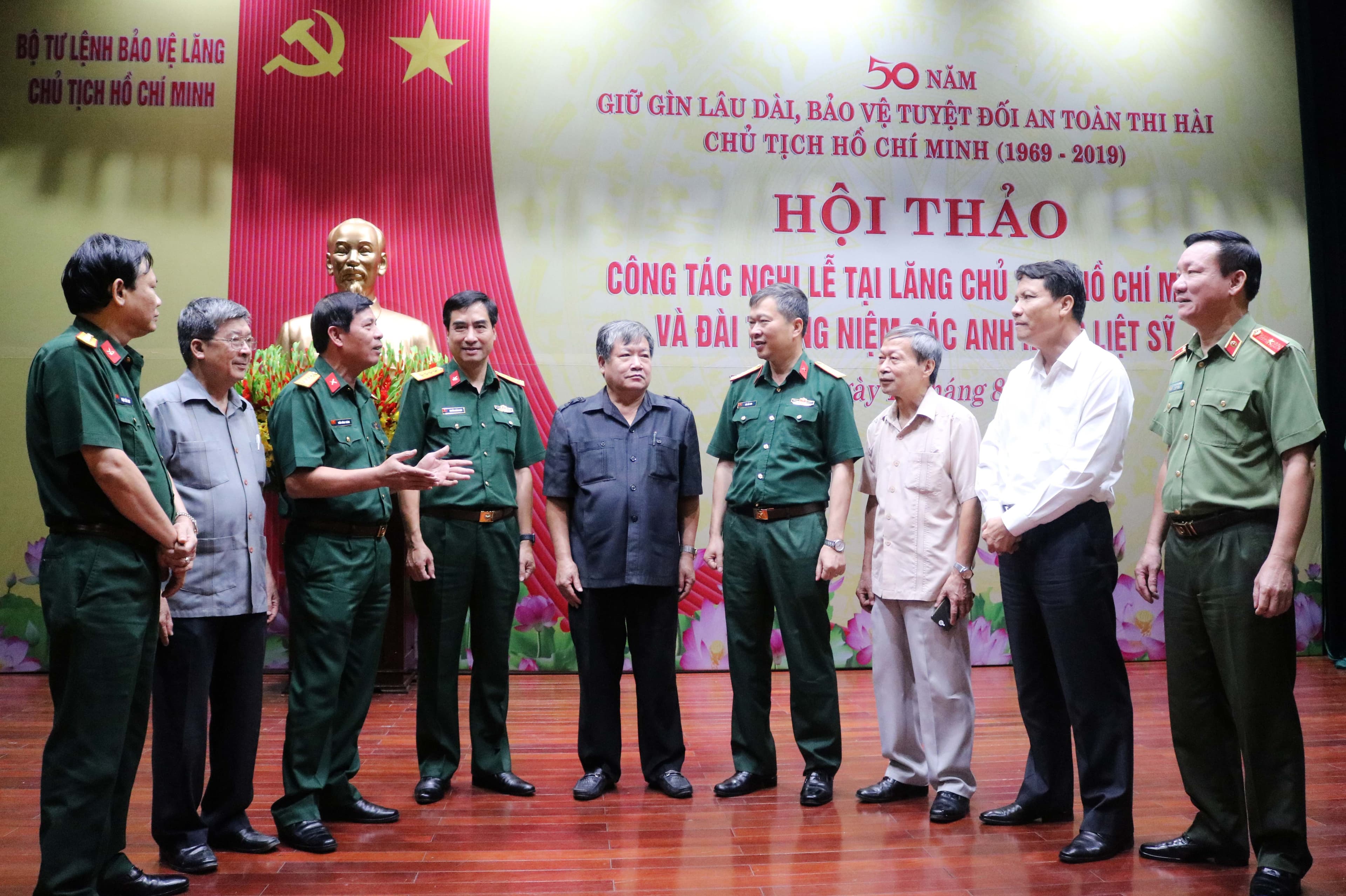 Giữ vững hình ảnh đẹp về người chiến sĩ cận vệ bên Lăng Bác