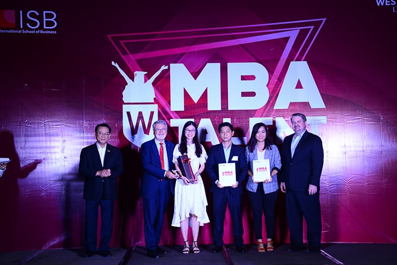 Trao học bổng MBA Talent 2019 từ Australia cho thí sinh xuất sắc