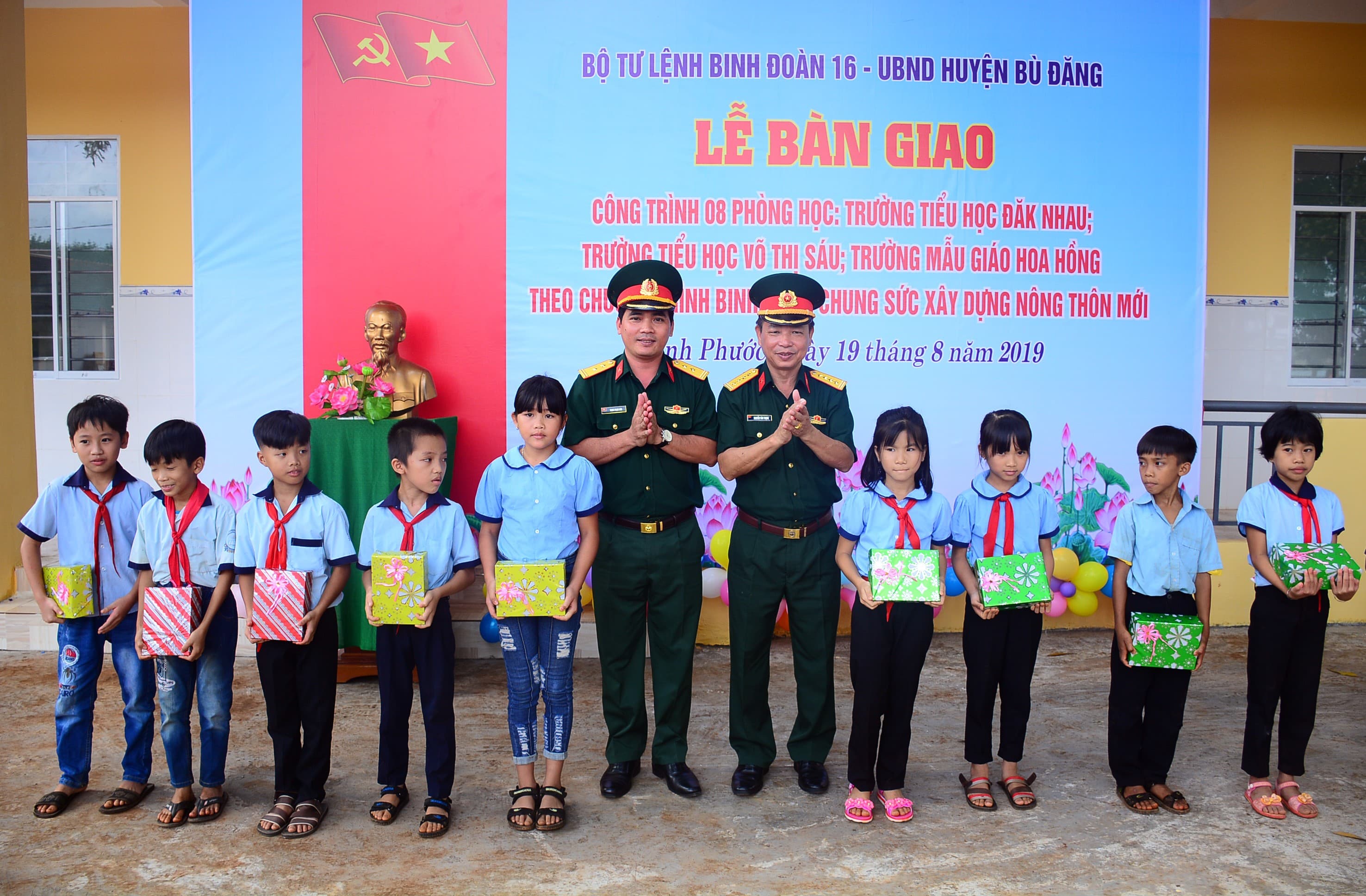 Binh đoàn 16 trao tặng 8 phòng học tại huyện Bù Đăng, Bình Phước