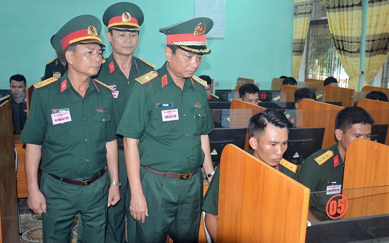 Quân khu 4: Khai mạc thi cán bộ huấn luyện điều lệnh giỏi năm 2019