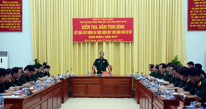 Kiểm tra việc thực hiện quy chế dân chủ cơ sở tại Quân đoàn 4