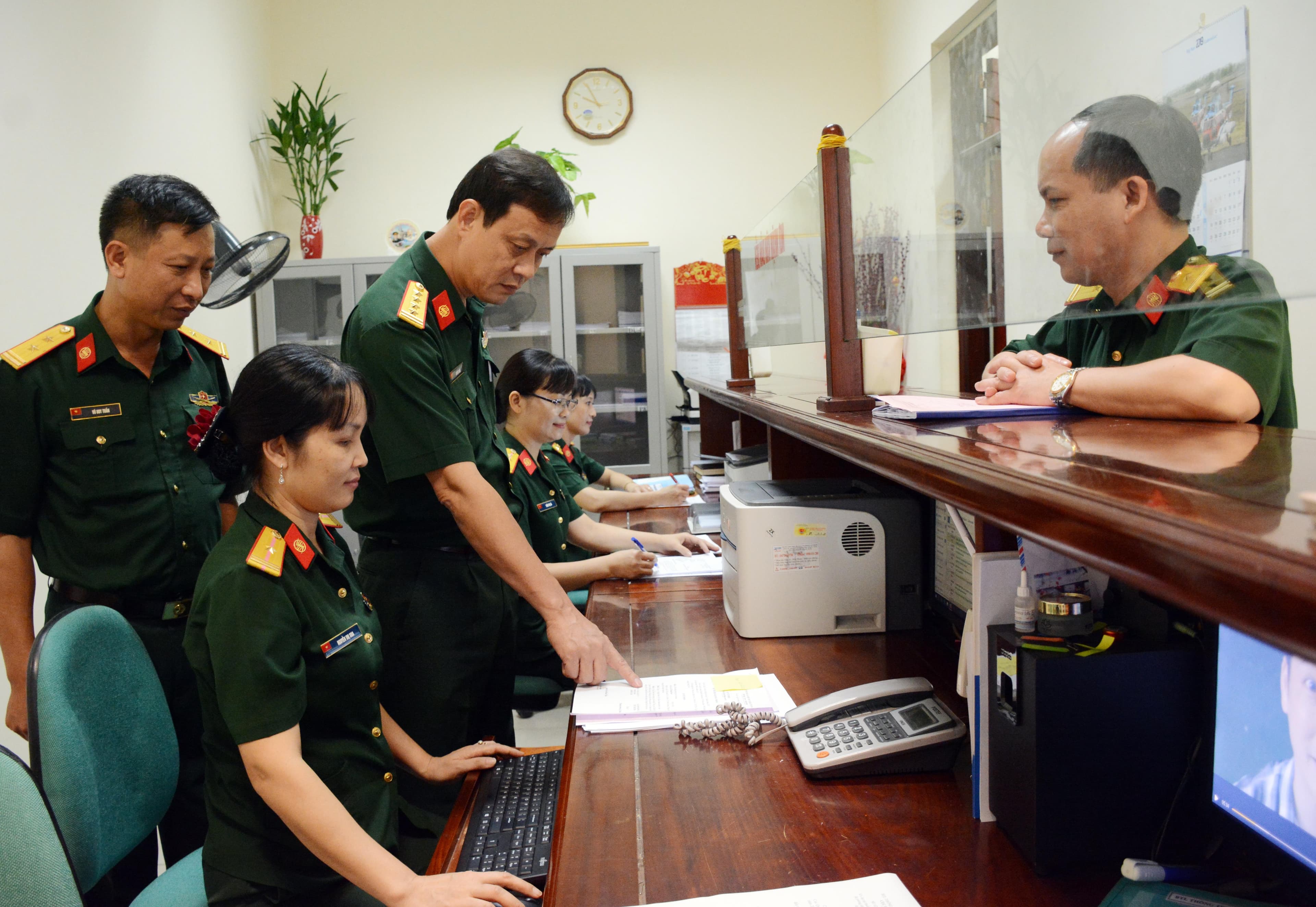 Xây dựng “cánh tay nối dài” trong bảo đảm mạnh máu thông tin liên lạc