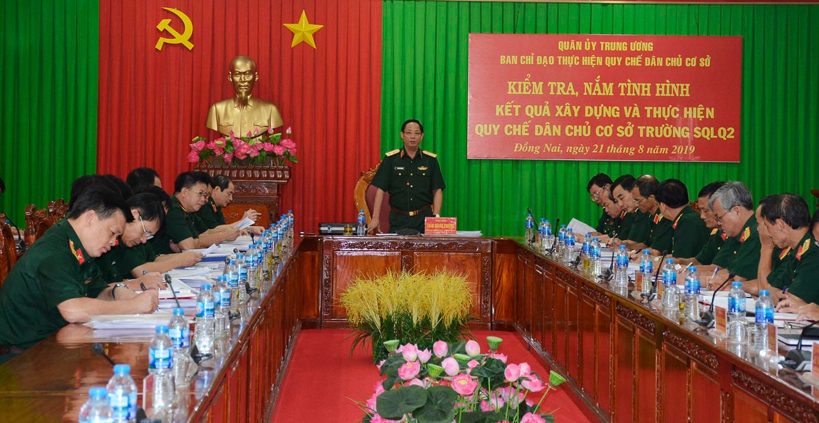 Kiểm tra kết quả thực hiện quy chế dân chủ cơ sở tại Trường Sĩ quan Lục quân 2