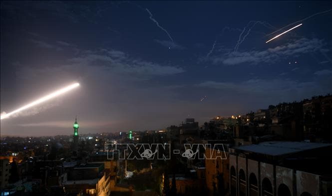 Syria thông báo bắn hạ nhiều tên lửa của Israel