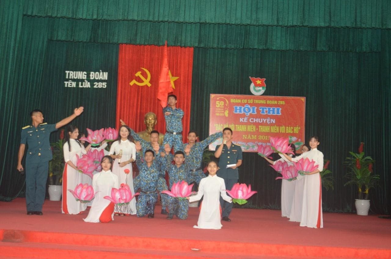 Sâu lắng những câu chuyện kể về Bác