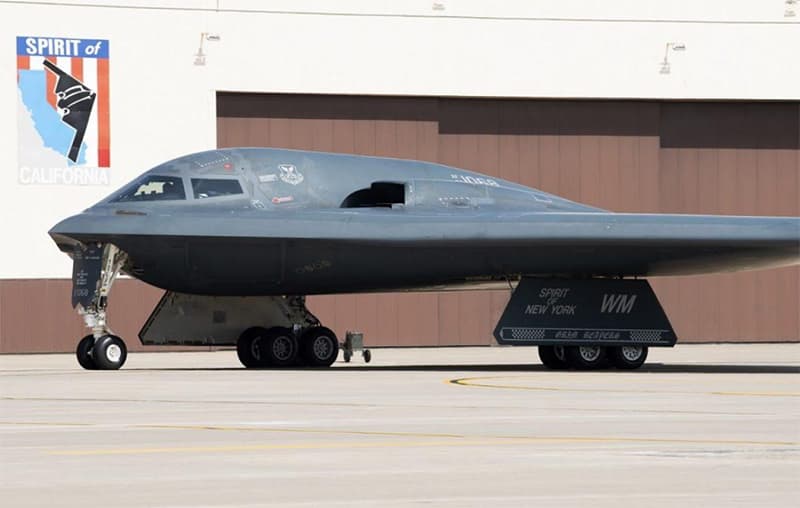 Mỹ triển khai máy bay ném bom B-2 Spirit tại châu Âu