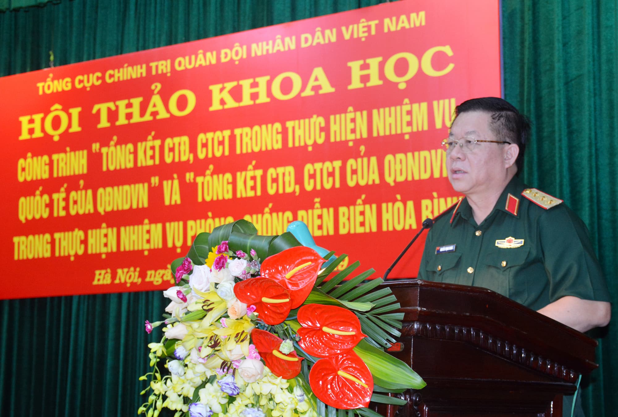 Tiếp tục hoàn thiện, nâng cao chất lượng các công trình nghiên cứu