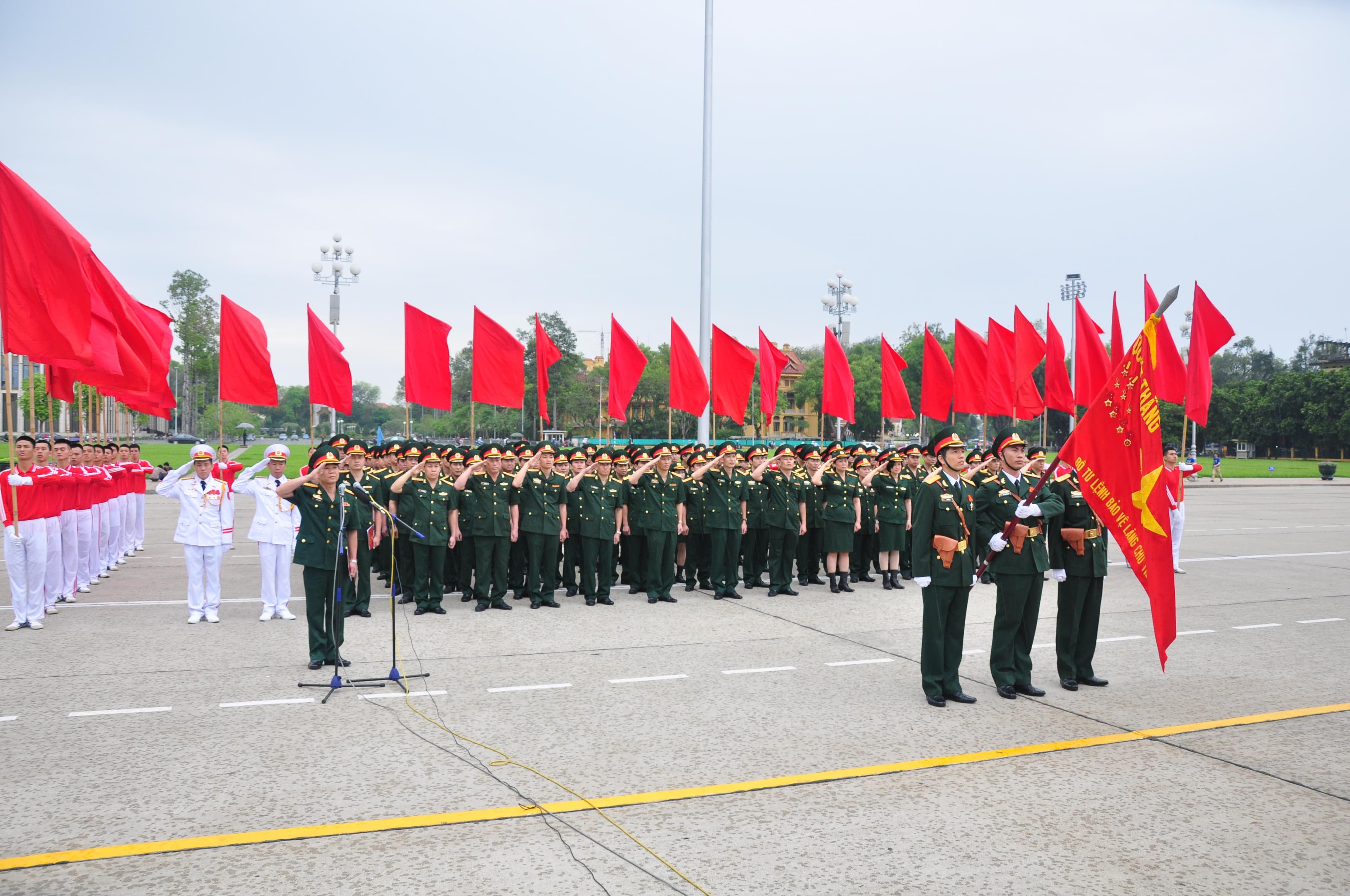 Nửa thế kỷ làm tròn nhiệm vụ "canh giấc ngủ cho Người"