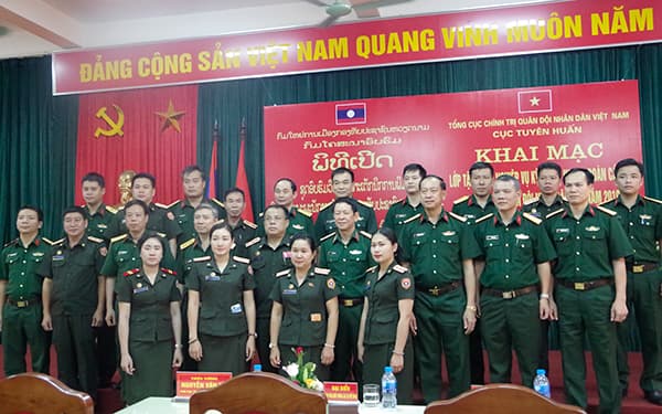 Khai mạc tập huấn nghiệp vụ kỹ thuật in cho cán bộ Nhà máy in Quân đội nhân dân Lào