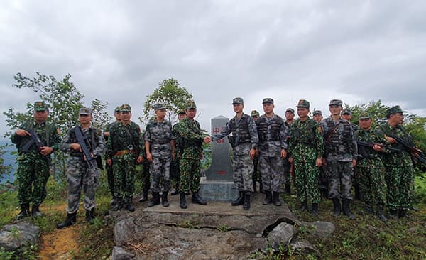 Bộ đội Biên phòng Việt Nam - Trung Quốc tuần tra song phương trên biên giới đất liền