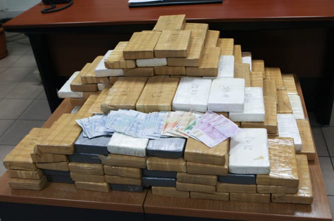 Anh bắt giữ số heroin kỷ lục trị giá khoảng 120 triệu bảng