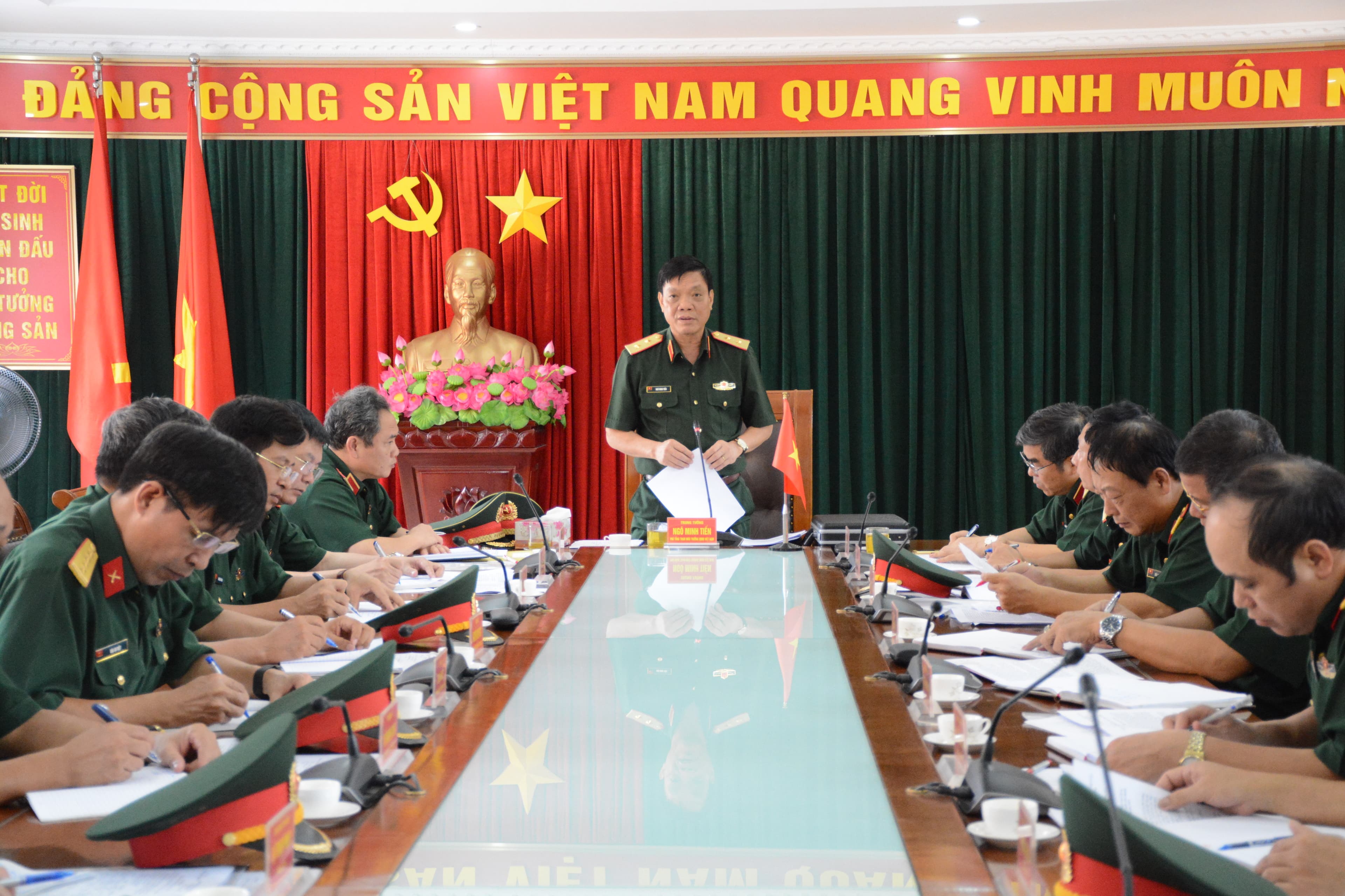 Đoàn công tác Bộ Tổng Tham mưu thăm và kiểm tra Trường Cao đẳng Trinh sát