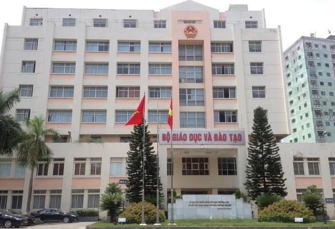 Bộ Giáo dục và Đào tạo hủy quyết định xem xét kỷ luật 13 công chức liên quan đến gian lận thi cử