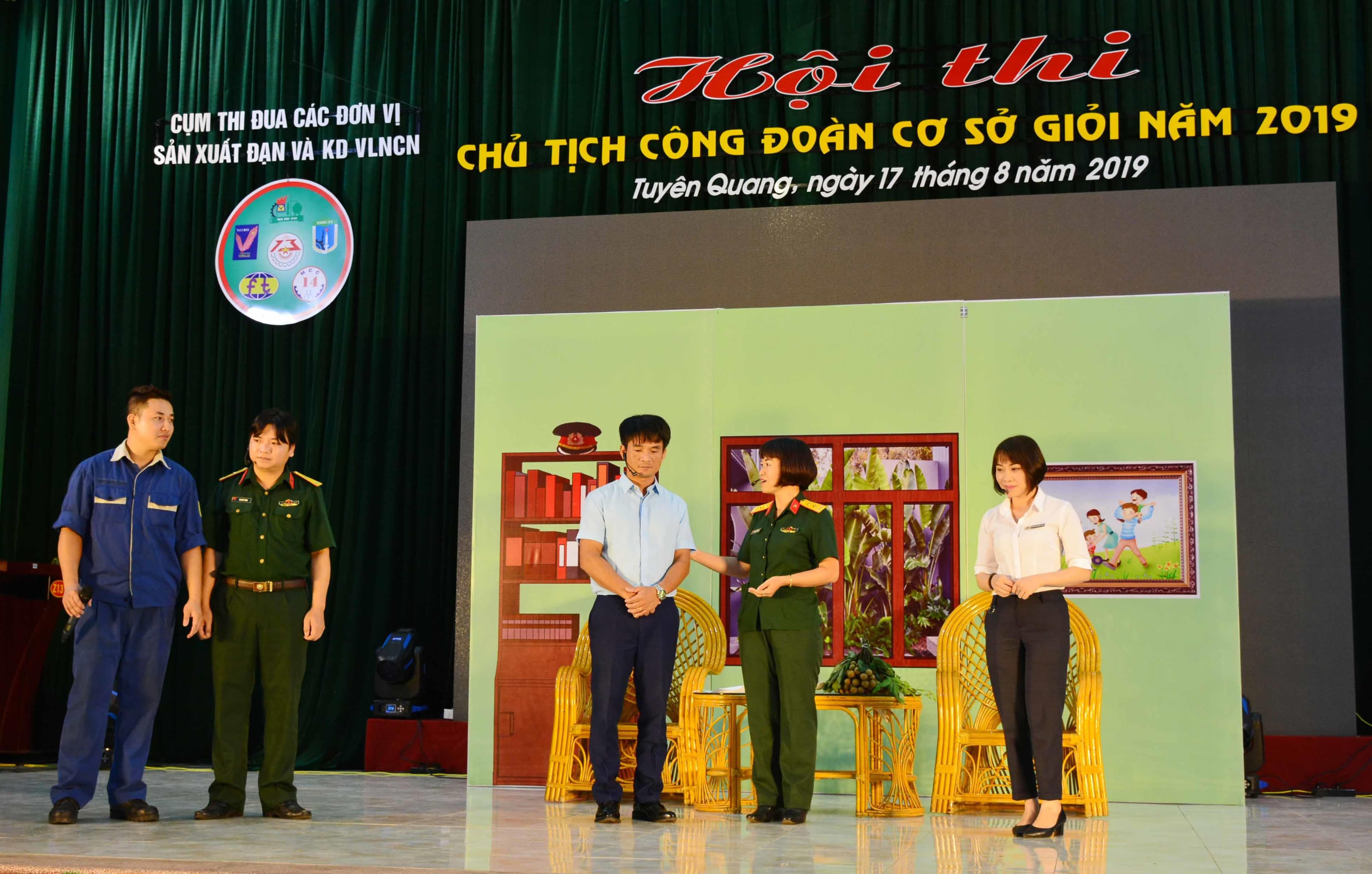 Sẻ chia tình cảm, trao truyền kinh nghiệm