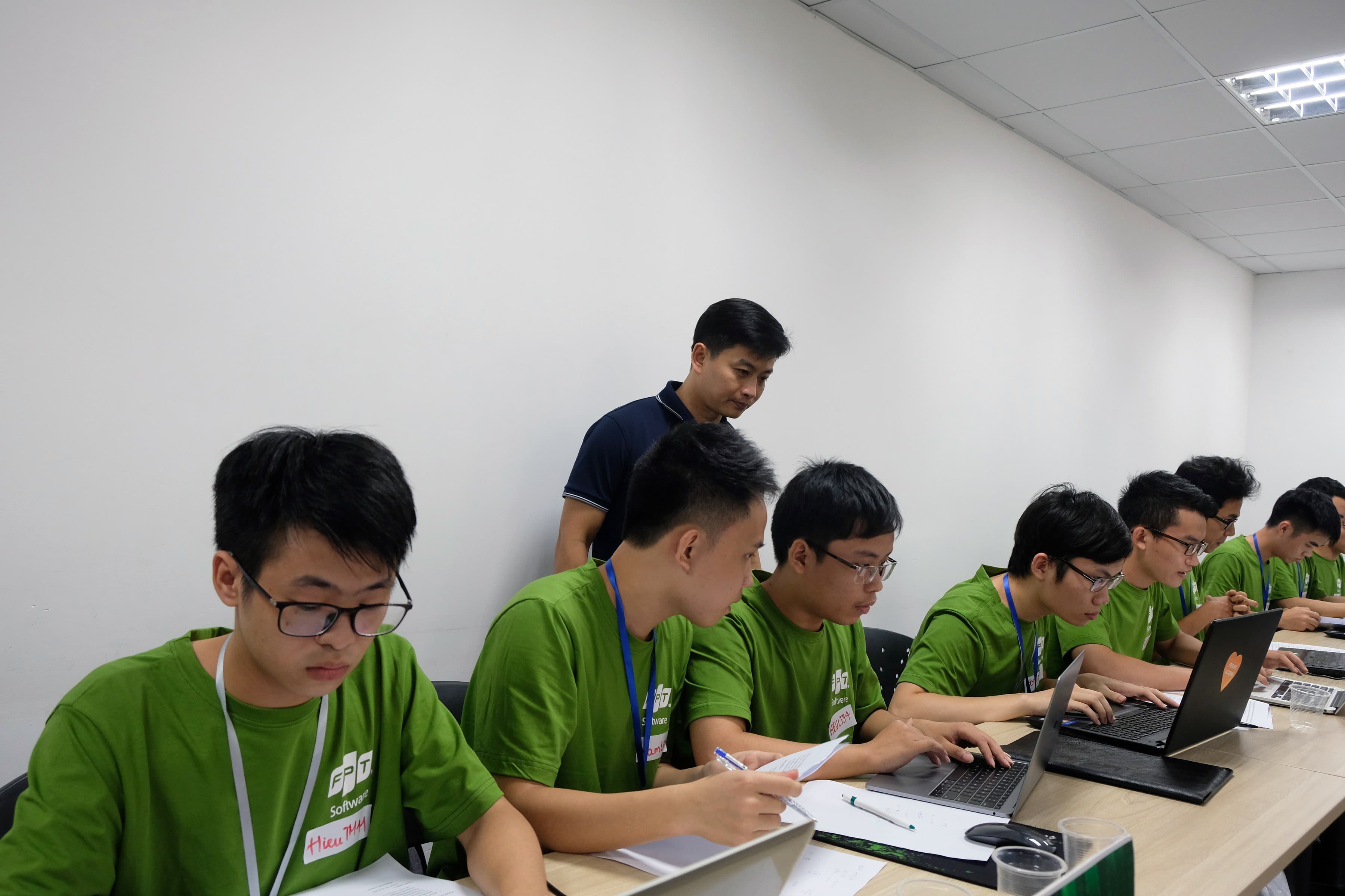 Sân chơi cho sinh viên Việt Nam đam mê lập trình chuyên nghiệp