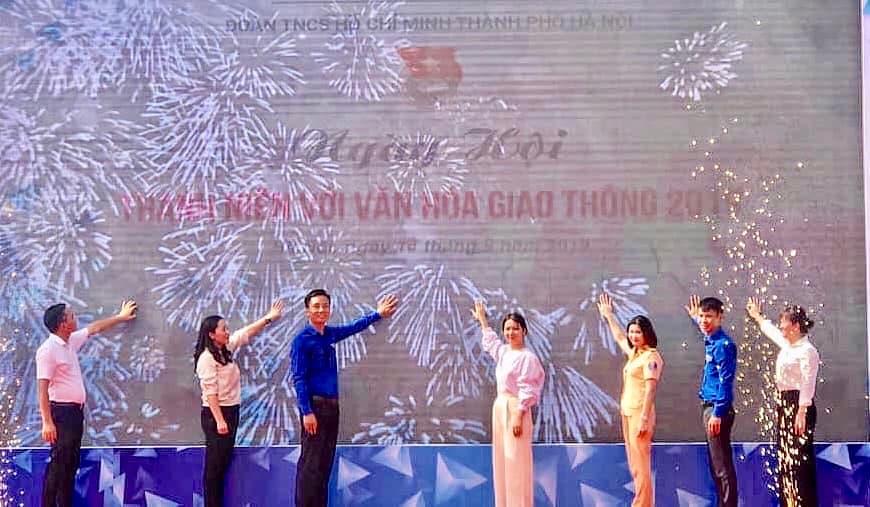 Gần 1.000 đoàn viên, thanh niên tham gia Ngày hội Thanh niên với văn hóa giao thông năm 2019