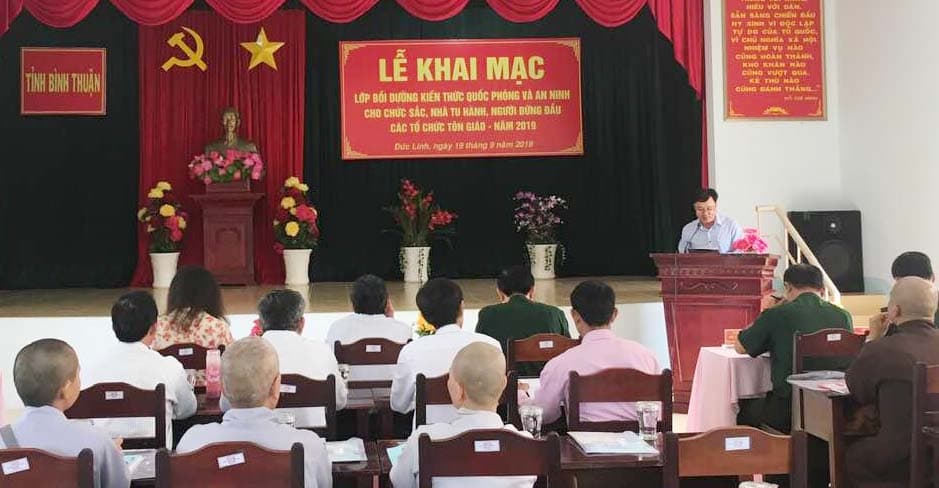 Bình Thuận: Khai giảng lớp bồi dưỡng kiến thức QPAN cho chức sắc tôn giáo 2019