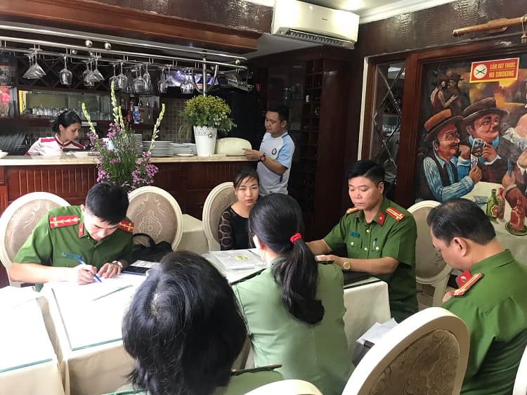 Xử lý 8/12 nhà hàng, khách sạn trên địa bàn Hà Nội vi phạm về Luật Phòng, chống tác hại của thuốc lá