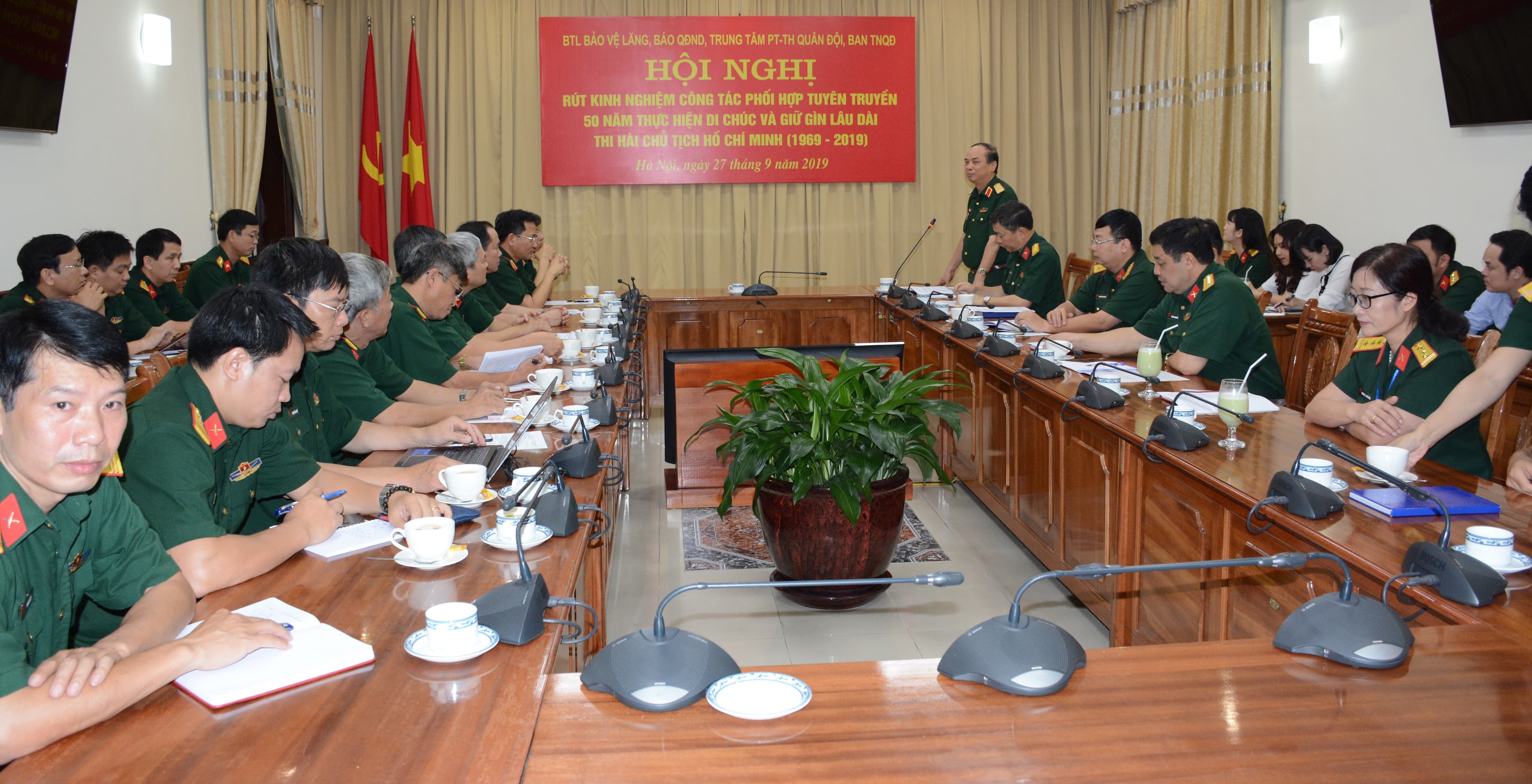 Tiếp tục phối hợp tuyên truyền nhiệm vụ giữ gìn lâu dài, bảo vệ tuyệt đối an toàn thi hài Chủ tịch Hồ Chí Minh
