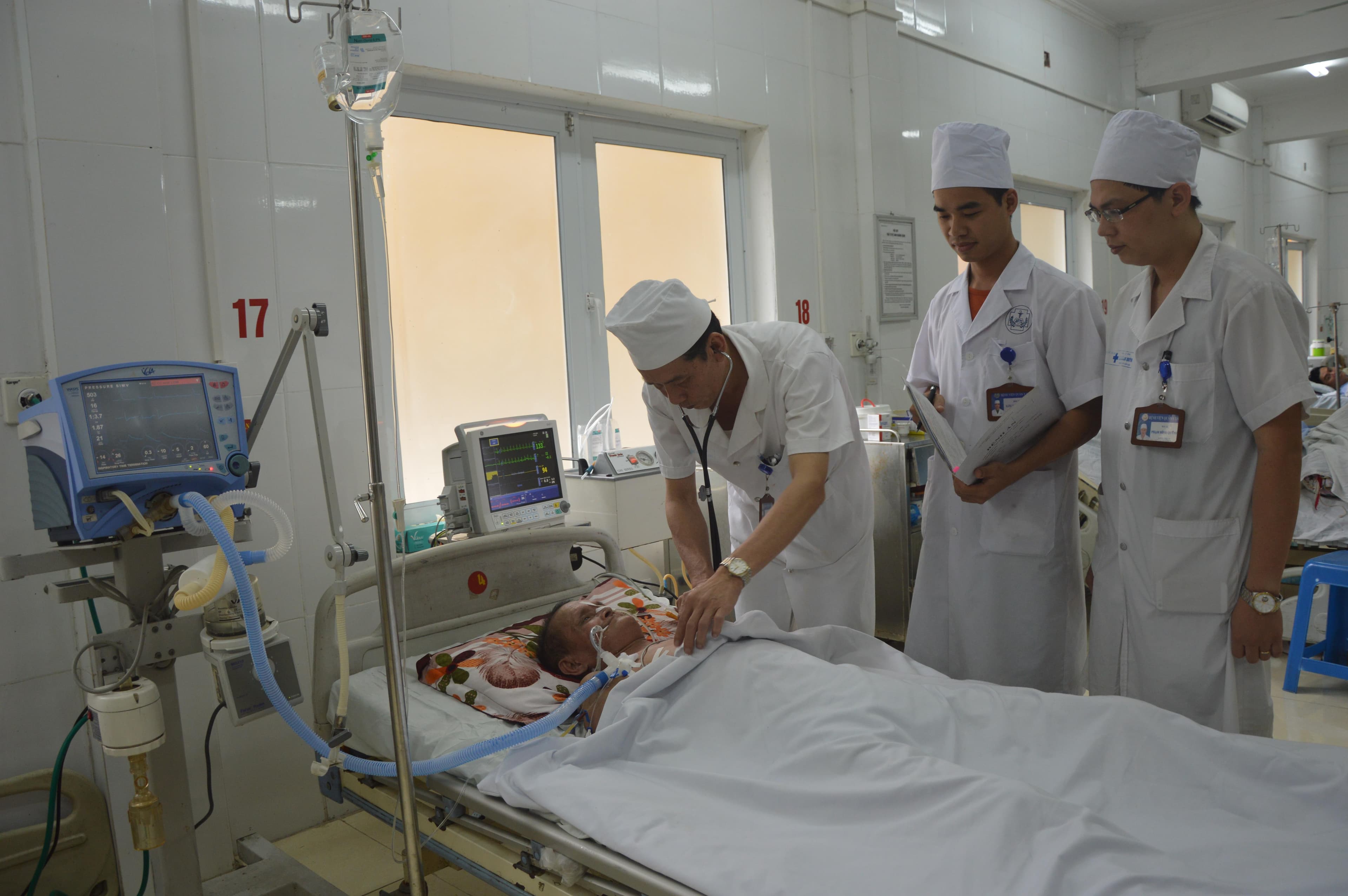 Từ Đội điều trị Hoằng Lý đến “bệnh viện thông minh”