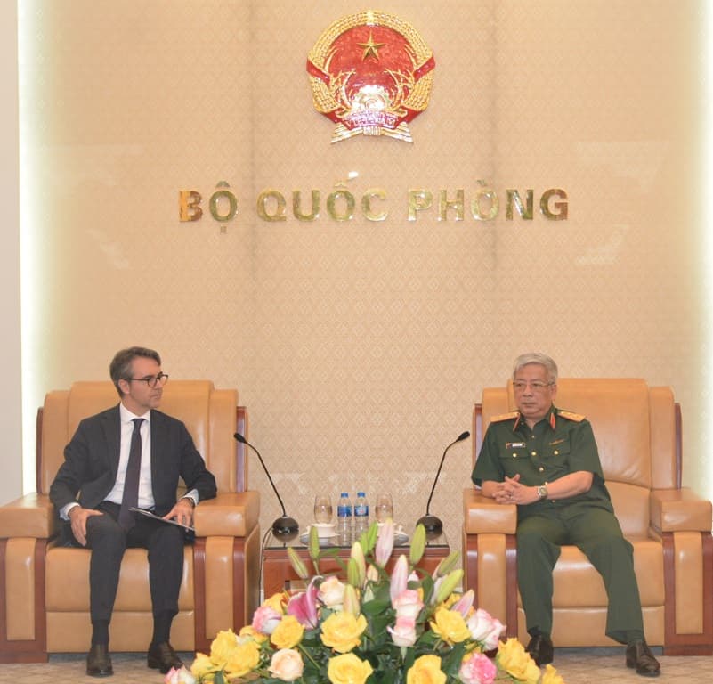 Việt Nam coi trọng quan hệ quốc phòng với EU và Thái Lan