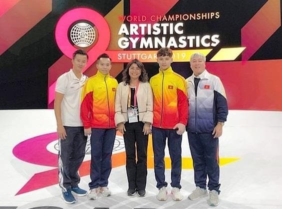 Tập với xô, bay đến Olympic