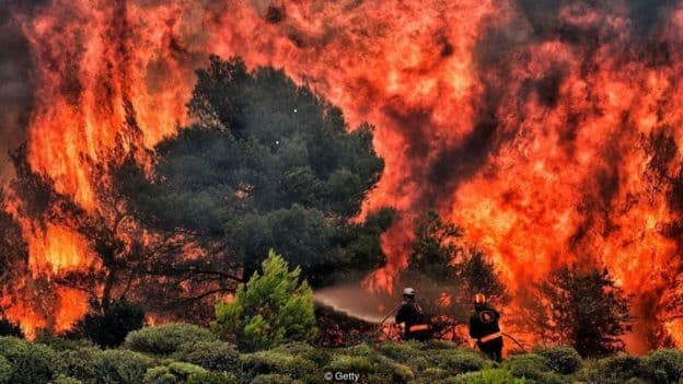 Mỹ: 100.000 người phải sơ tán vì cháy rừng lan rộng ở bang California