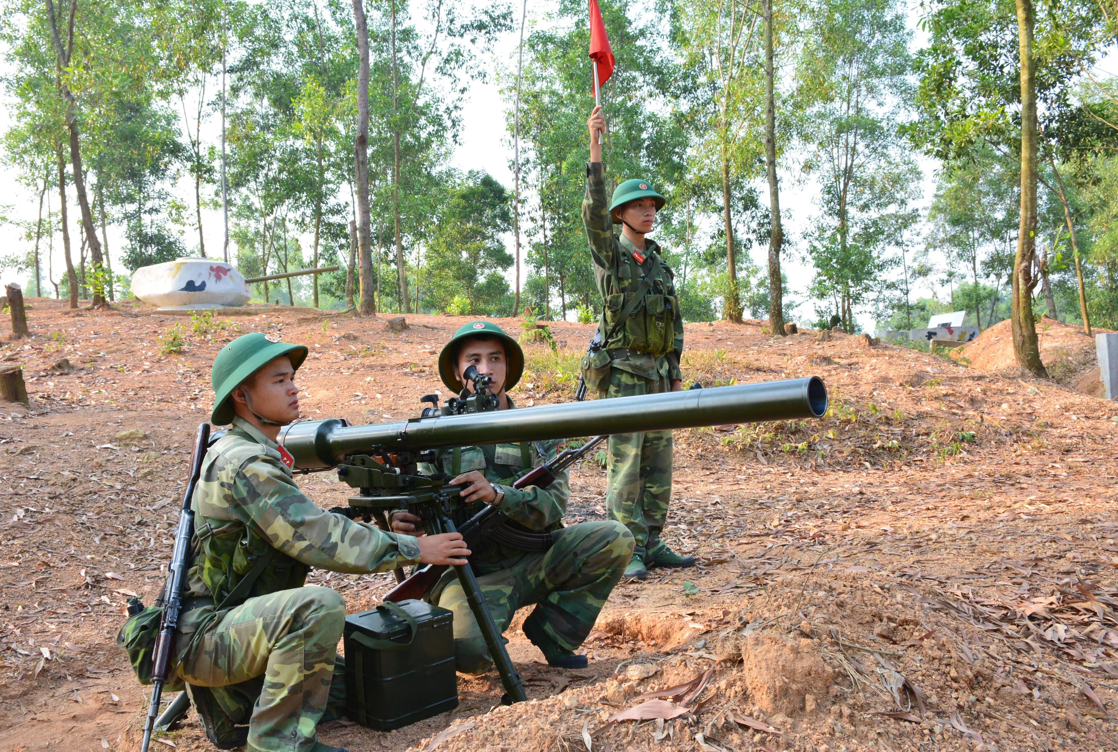 Những mũi nhọn thi đua