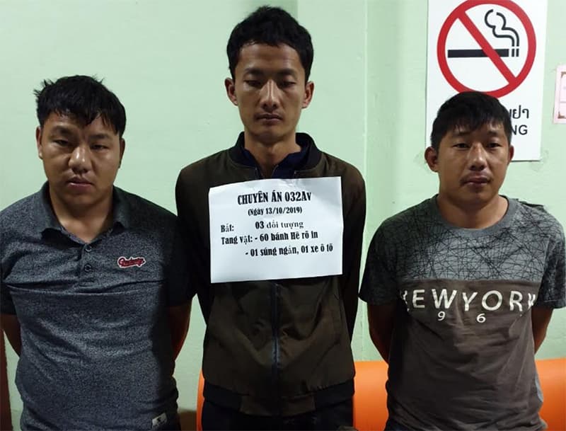 Bắt giữ 3 đối tượng vận chuyển 60 bánh Heroin từ Lào về Việt Nam