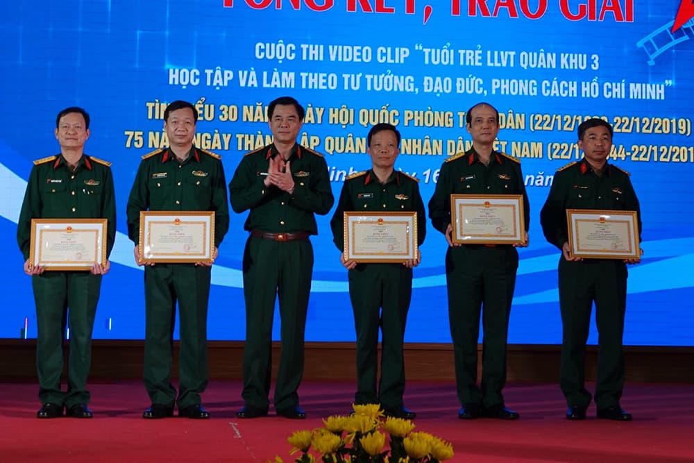 Hơn 1,4 triệu bài thi tìm hiểu “30 năm Ngày hội Quốc phòng toàn dân, 75 năm Ngày thành lập QĐND Việt Nam” ở Quân khu 3