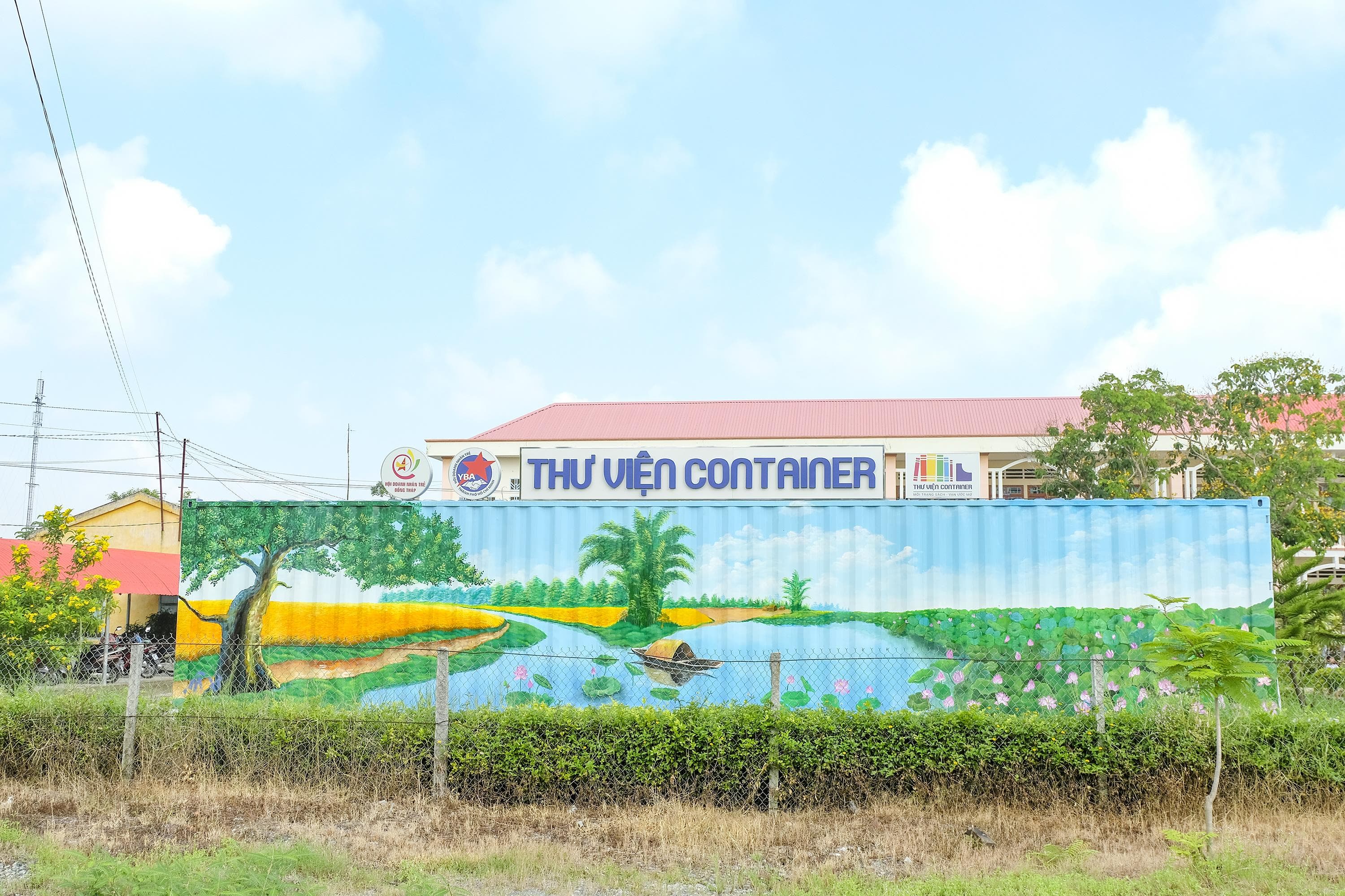 Độc đáo dự án Thư viện container