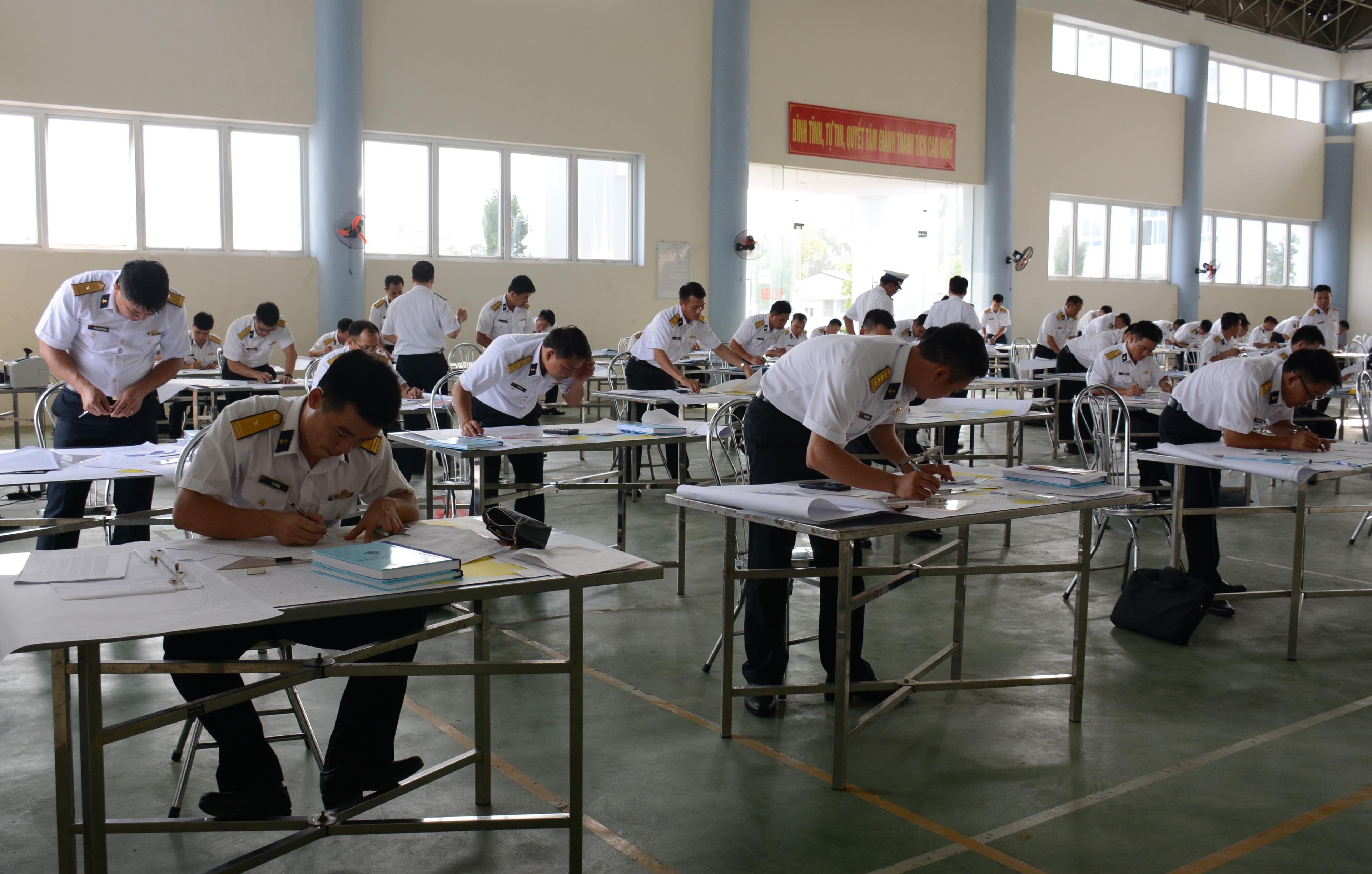 "Sát hạch" toàn diện, bồi dưỡng thiết thực