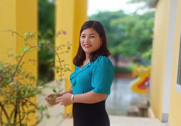 Chị Võ Thị Hương đoạt giải Nhất tuần 8 Cuộc thi tìm hiểu 90 năm lịch sử của Đảng